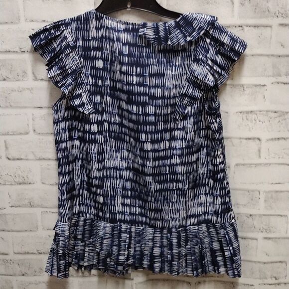 Banana Republic top - Picture 3 of 3